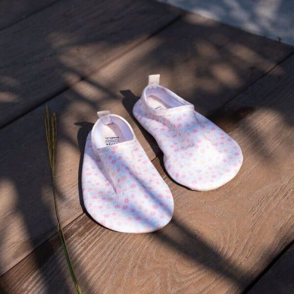 UV Swim shoes Garden flowers