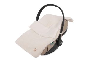 025-811-68119 These mini per car seat 02,999