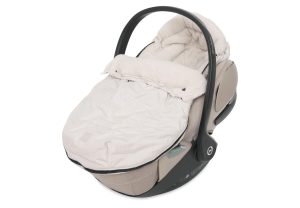 025-811-68122 These mini per car seat 02,999
